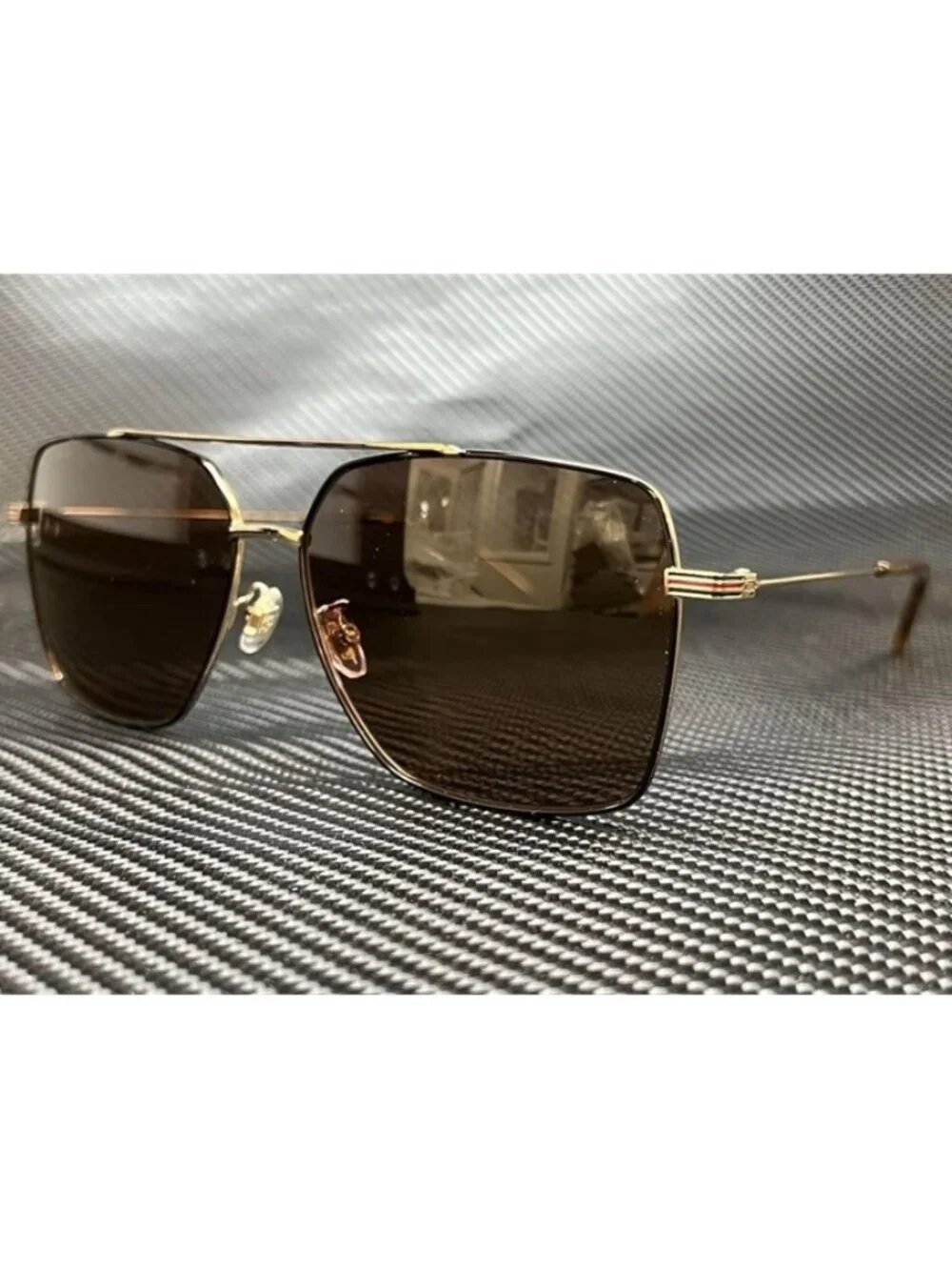 New Gucci Men  Gold Sunglasses  61- 14- 150